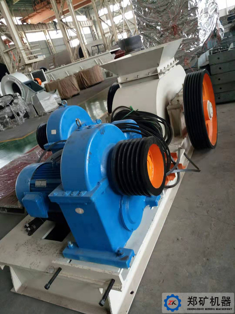 對輥破碎機(jī)