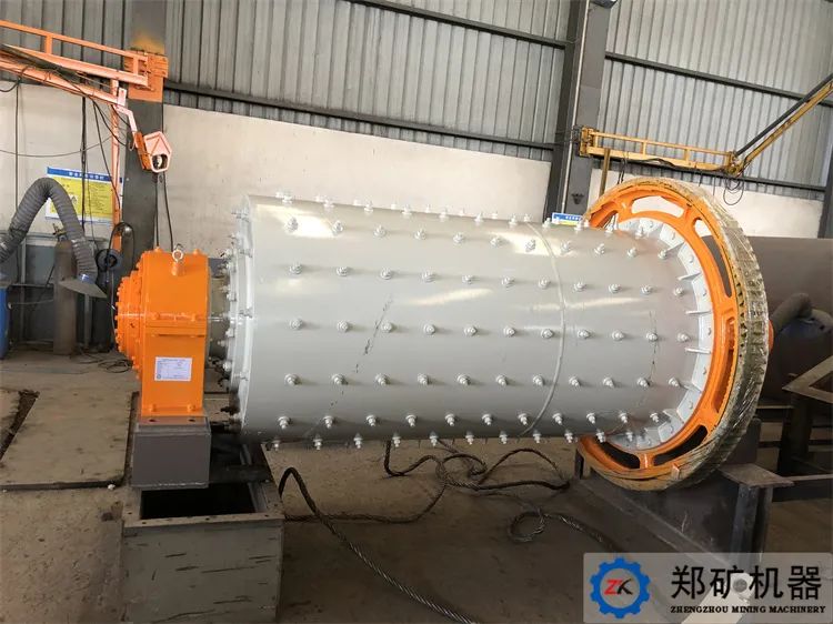 越南粉磨項(xiàng)目球磨機(jī)、除塵器設(shè)備